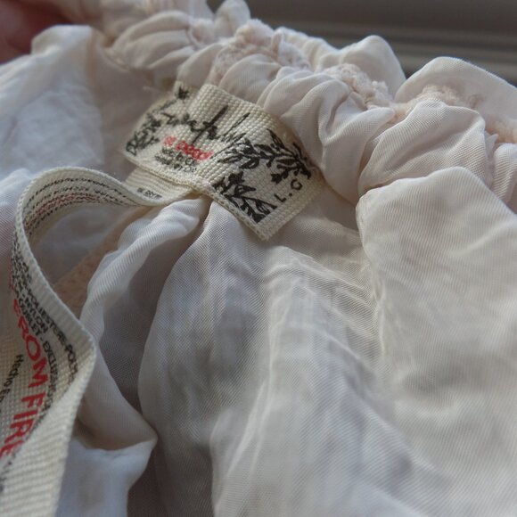 Free People Forever Young Bloomer Pants NWOT - Picture 8 of 8